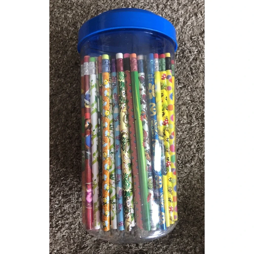 Cute School Pencils #2 Lead 150 Count In A Vintage Highlights Pencil Keeper New